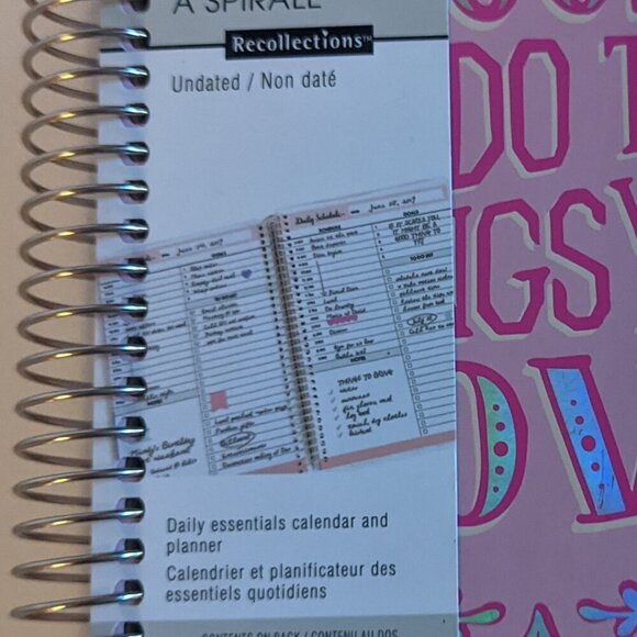 NWT Undated Recollections 'Choose Things You Love' Daily Planner Michael's 2026 - Picture 2 of 8